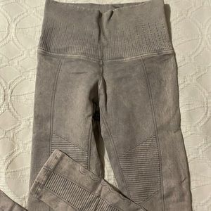 Avocado Fire vintage leggings